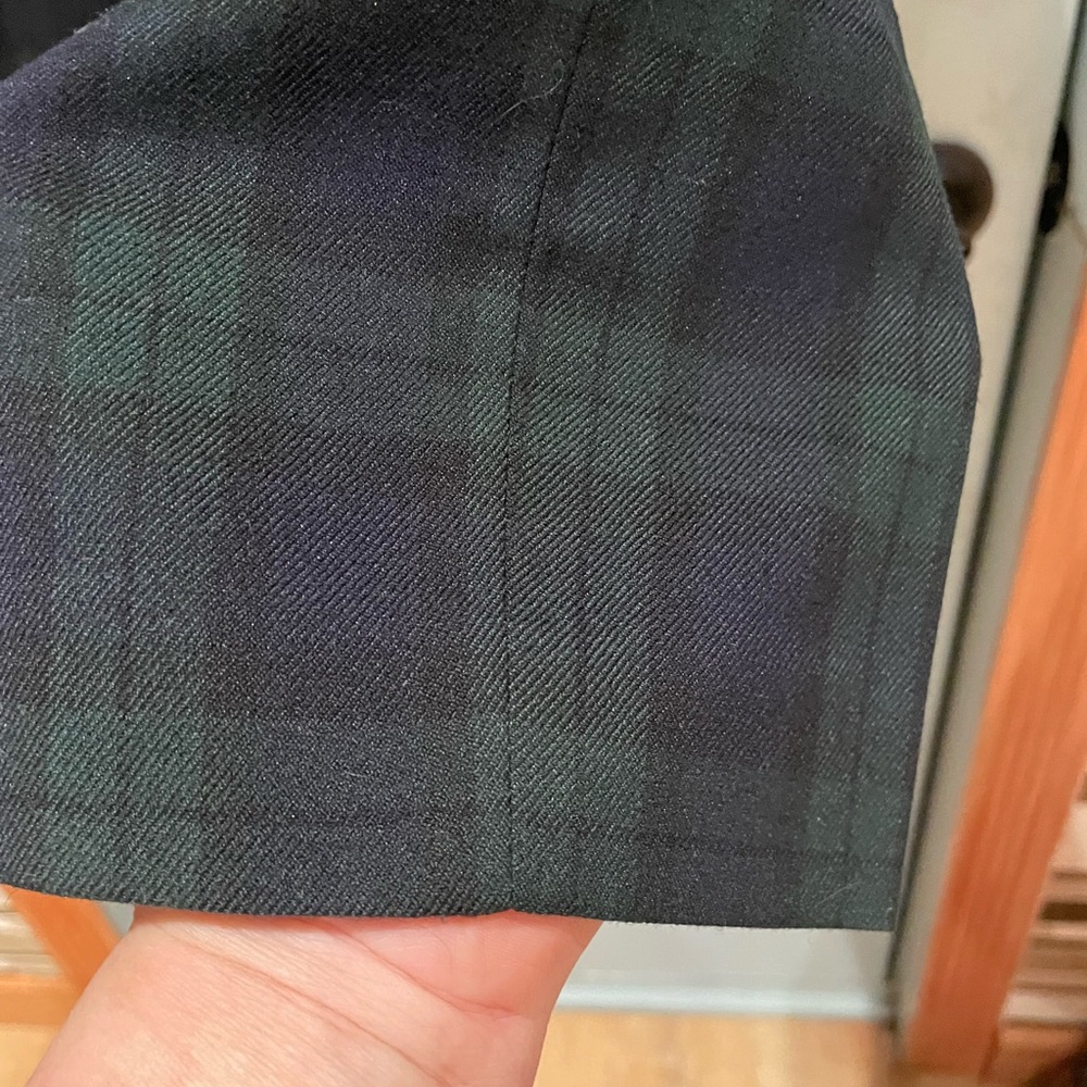 Anne KleinPlaid women elegant green and black pants, never worn.